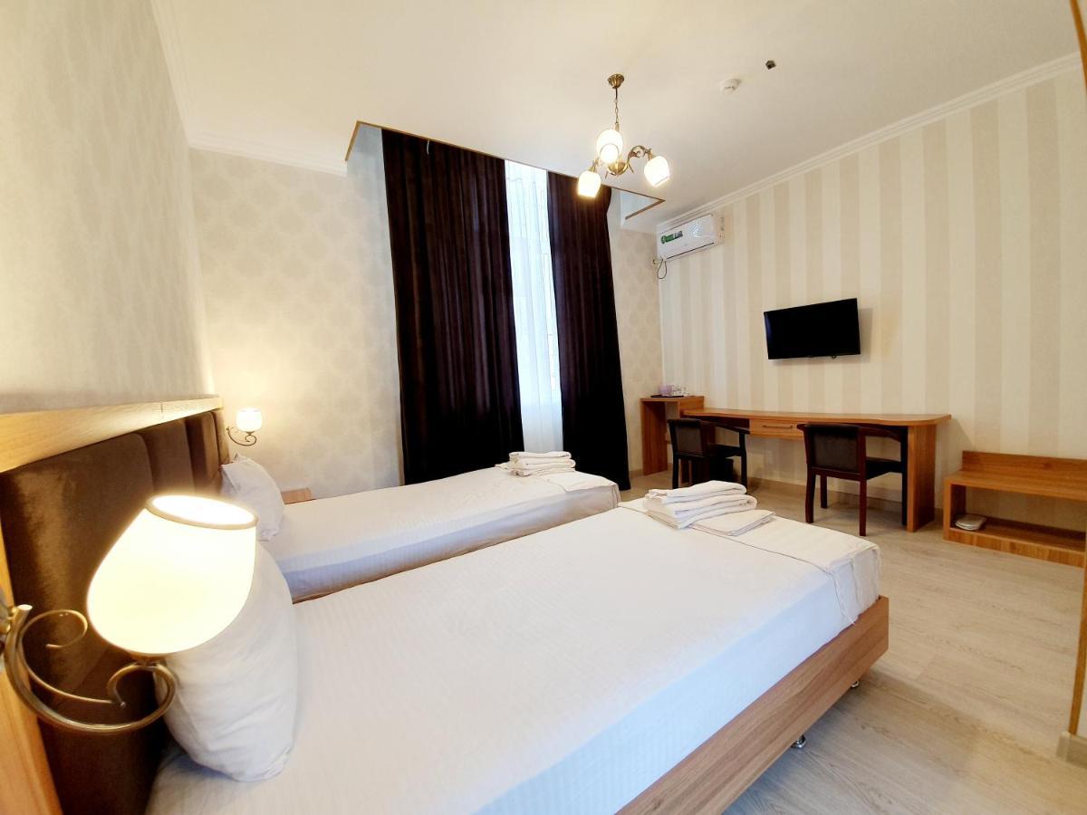 Baraka Hotel Tashkent Exterior photo